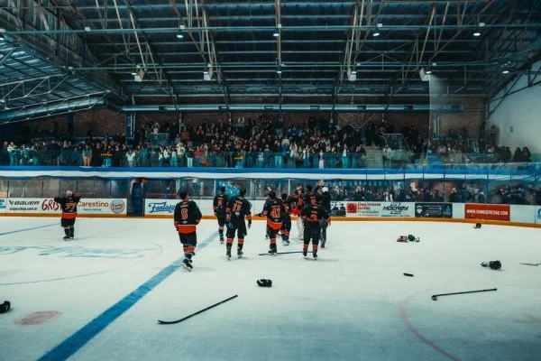 hockey arena crowd